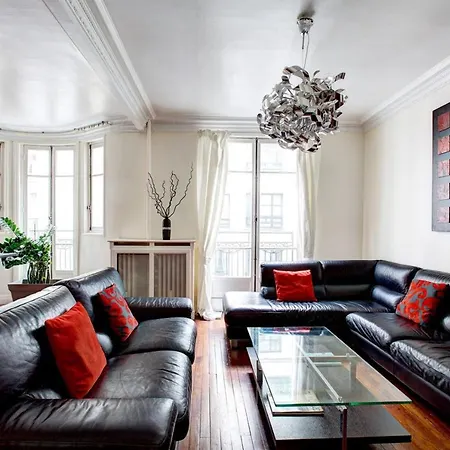 Spacious Family Flat In Mirabeau By Guestready Apartment Paris