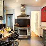 Spacious Family Flat In Mirabeau By Guestready