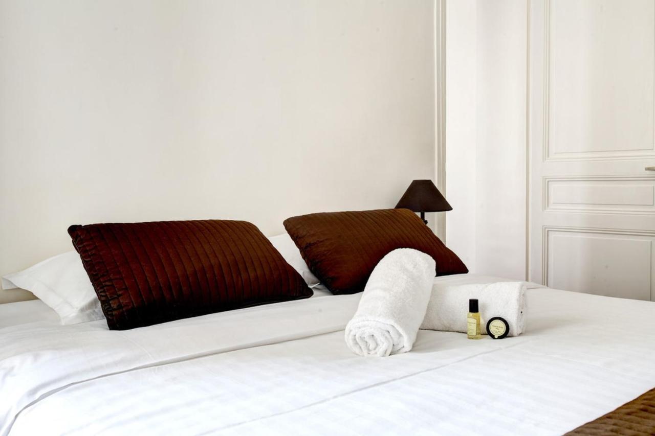 Appartamento Spacious Family Flat In Mirabeau By Guestready Parigi